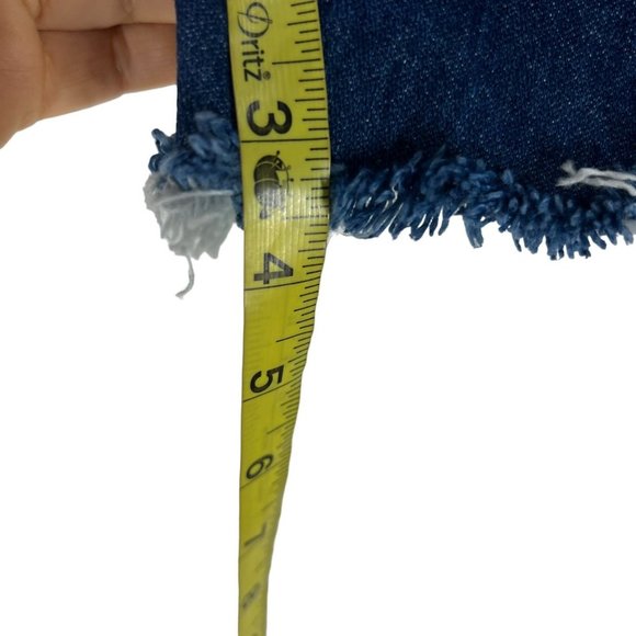 Wrangler Cowboy Cut Slim Fit Dark Blue Distressed Ripped Cut Off Shorts Size 3 - Picture 4 of 7